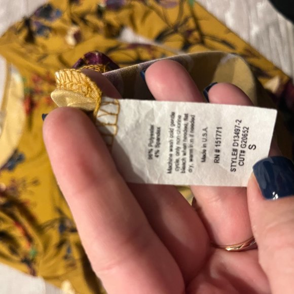 Betsy's Boutique Shop Small Polyester/Spandex Midi-Dress - Picture 9 of 12